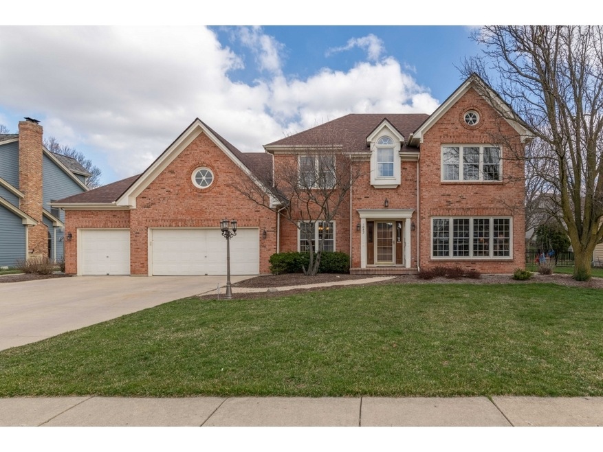 1042 Kristin Ct, Batavia, IL 60510 - photo 1