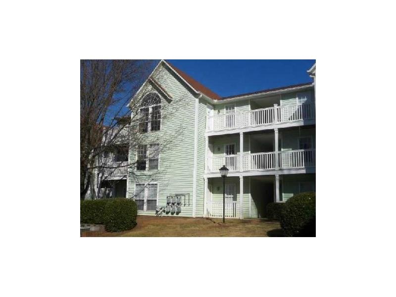 Live in Avondale Estates! Close to Downtown Avonda