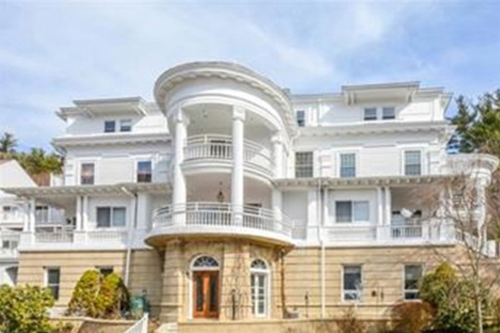 1401 Great Pond Rd unit 13, North Andover, MA 01845 - photo 1