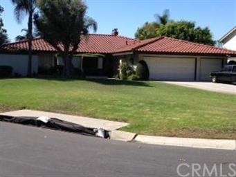 Corner Lot w/ Expansive Lawn