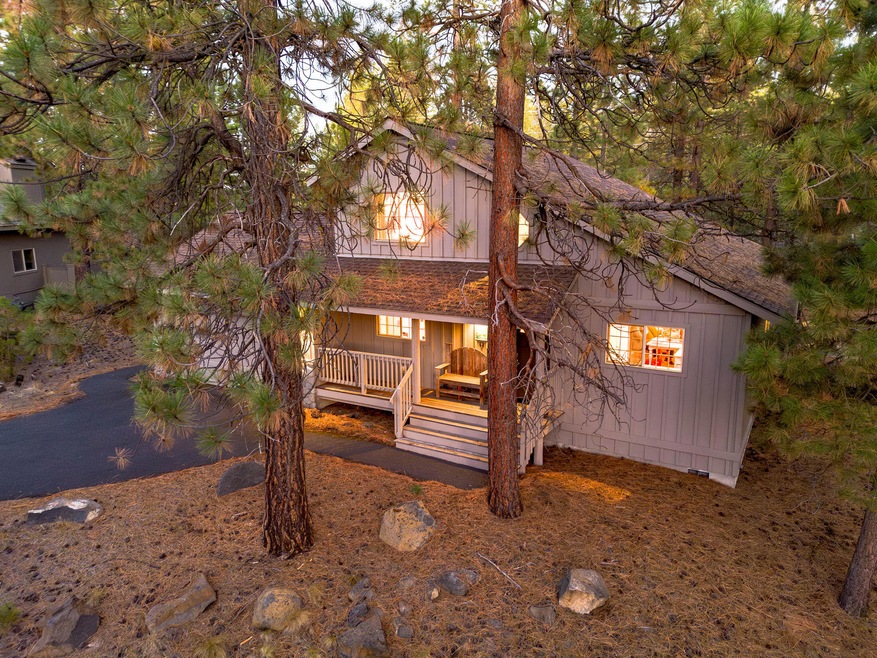 Your Private Forest Home!