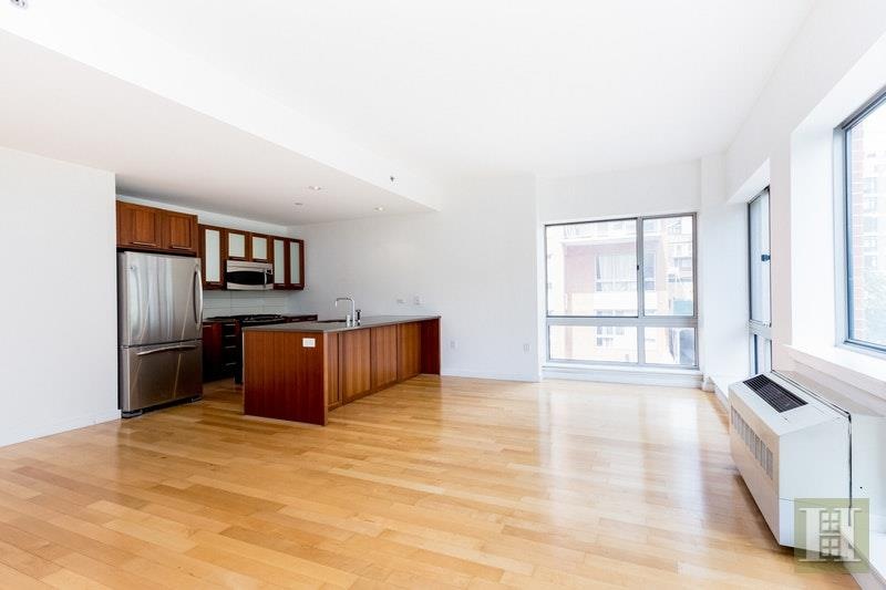 Latitude Riverdale unit 3D, Bronx, NY 10463 - photo 1