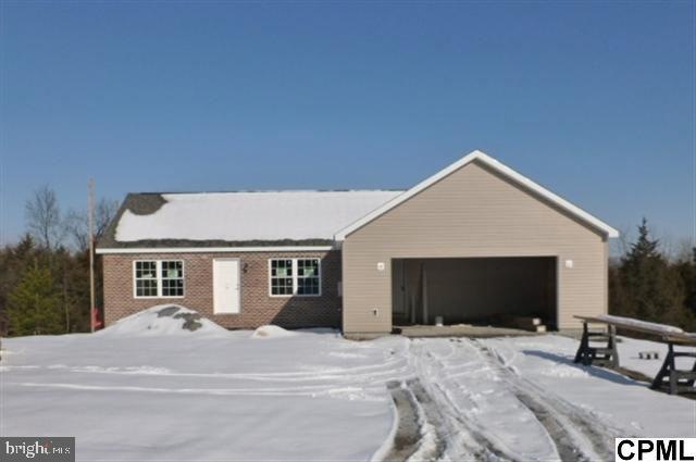 3854 Percy Ave, Chambersburg, PA 17202 - photo 1