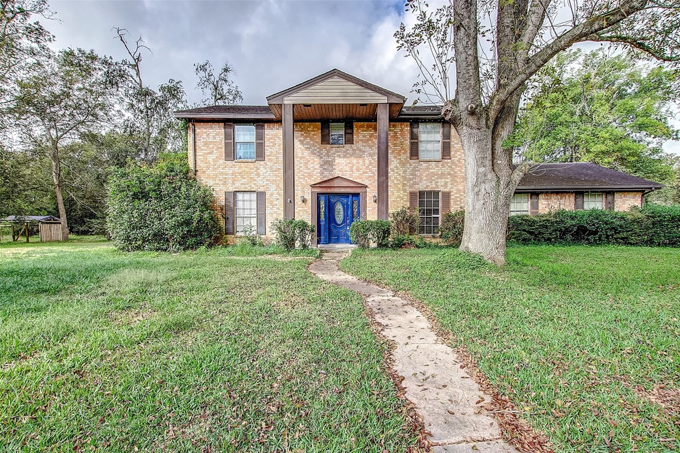 5213 J Albert Dr, East Bernard, TX 77435 - photo 1