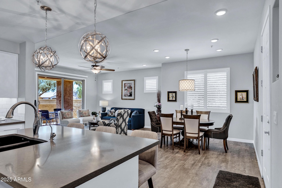 250 W Queen Creek Rd unit 101, Chandler, AZ 85248 - photo 1