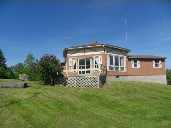 253 Bethlehem Rd, Littleton, NH 03561 - photo 1