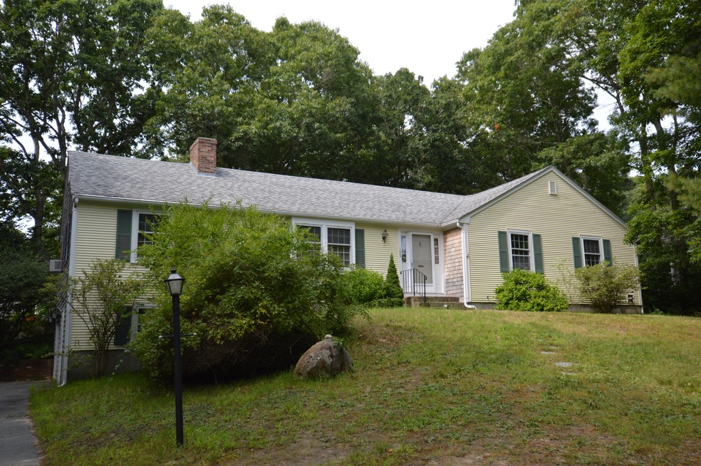 195 Capn Crosby Rd, Centerville, MA 02632 - photo 1