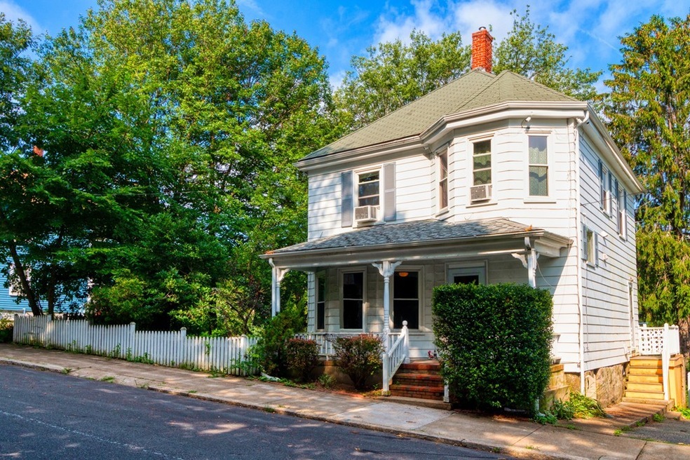 15 Green St, Beverly, MA 01915 - photo 1