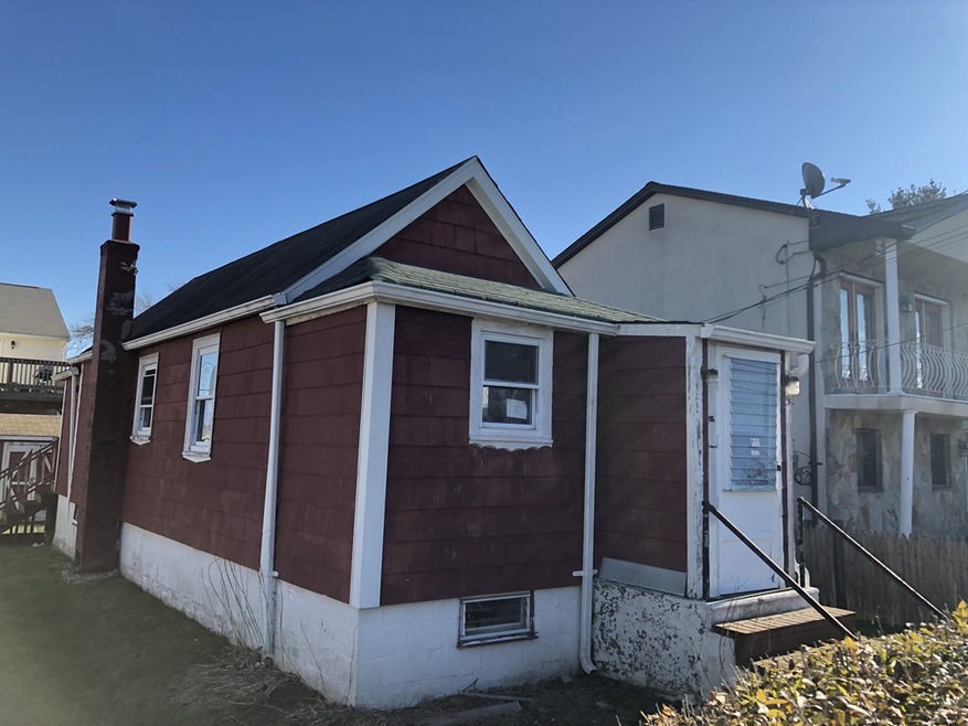 51 Norwell St, New Bedford, MA 02740 - photo 1