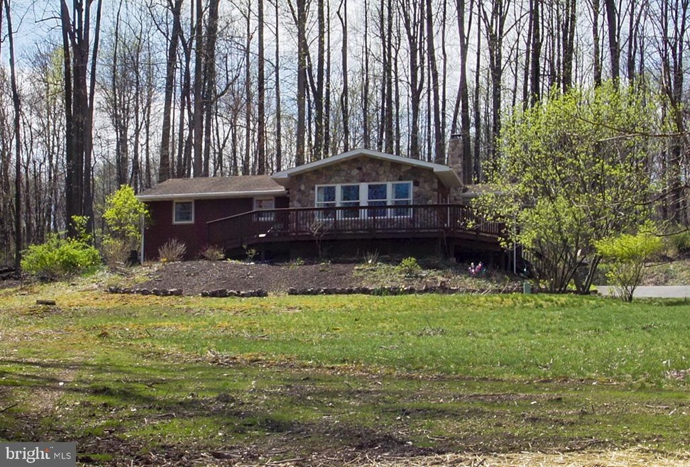 98 Hardwood Ln, Mohnton, PA 19540 - photo 1