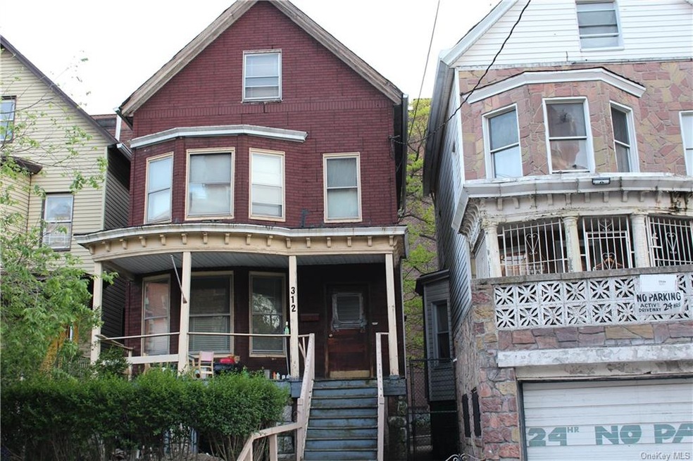 312 E 198 St, Bronx, NY 10458 - photo 1