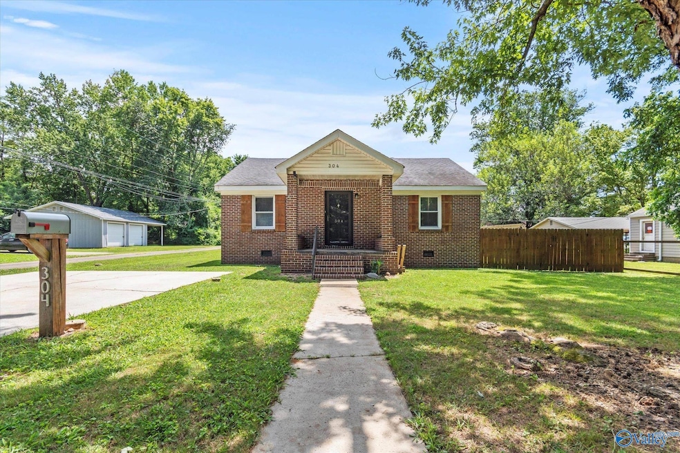 Pending $229,000 • Co-Listing Agent