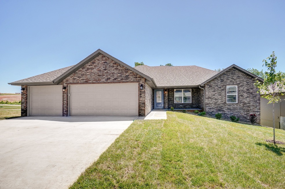 846 S Eastridge Ave-45