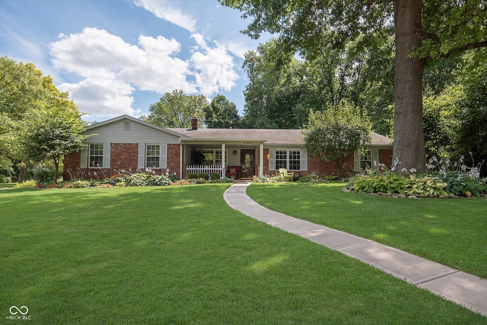 253 Brierley Way, Carmel, IN 46032 - photo 1