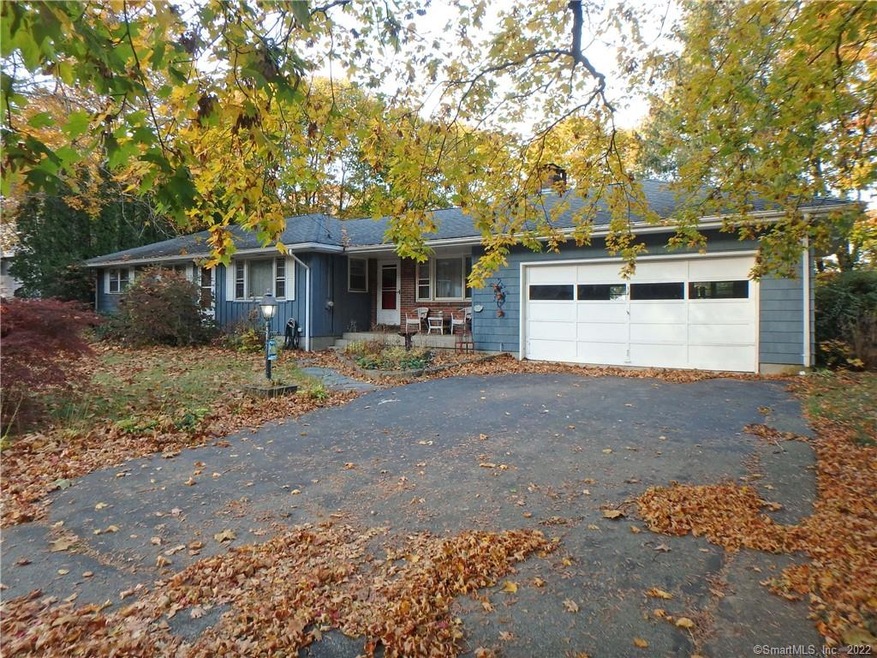 34 Elmridge Rd, Pawcatuck, CT 06379 - photo 1