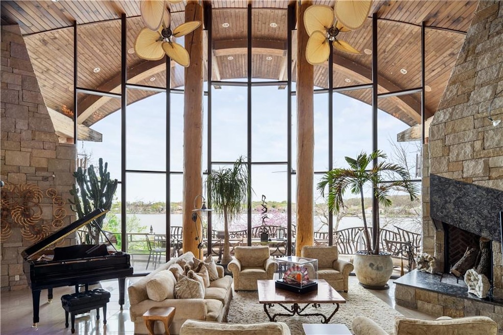 For Sale $10,798,421 • Co-Listing Agent