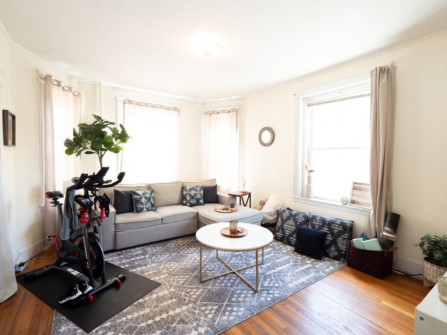 74 Babcock St unit 1, Brookline, MA 02446 - photo 1