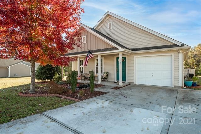 1462 Winter Dr, Statesville, NC 28677 - photo 1