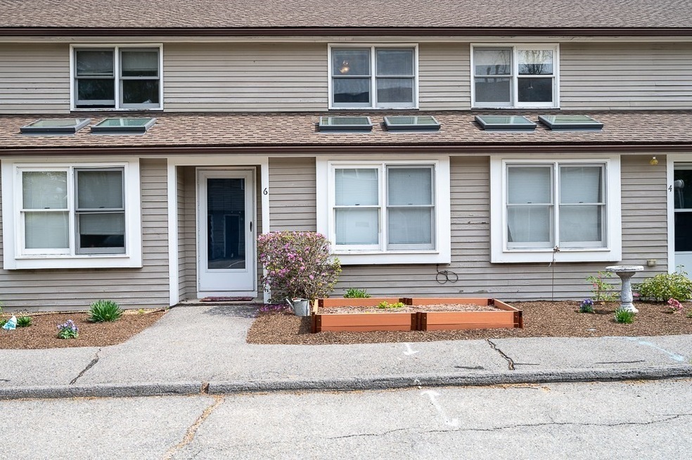 6 Goldenrod Ct unit 6, South Grafton, MA 01560 - photo 1