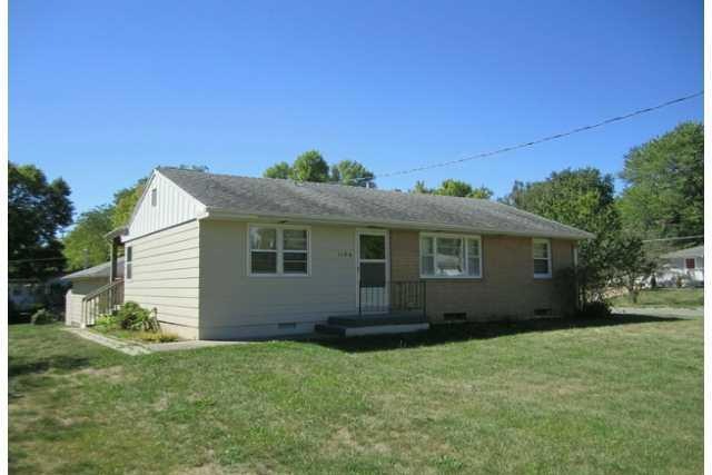 1196 Mason Ave, Des Moines, IA 50315 - photo 1