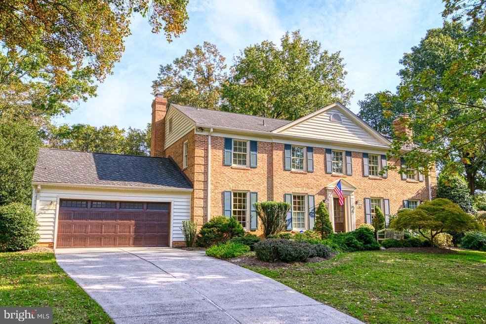 8305 River Falls Dr, Potomac, MD 20854 - photo 1