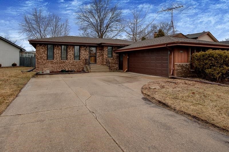 5038 W 87th Place, Crown Point, IN 46307 - photo 1