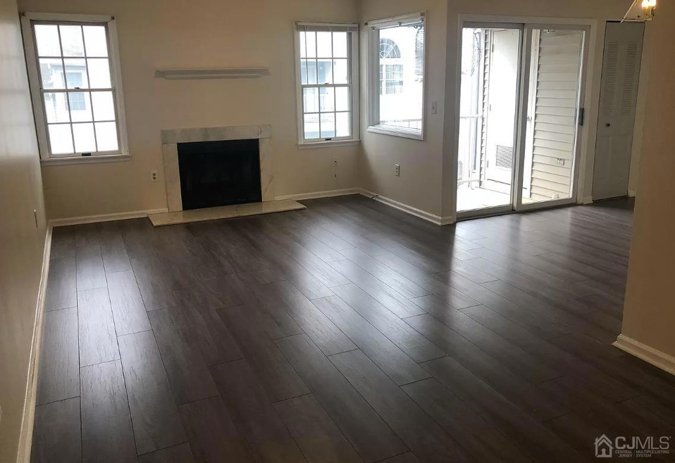 536 Edpas Rd, New Brunswick, NJ 08901 - photo 1