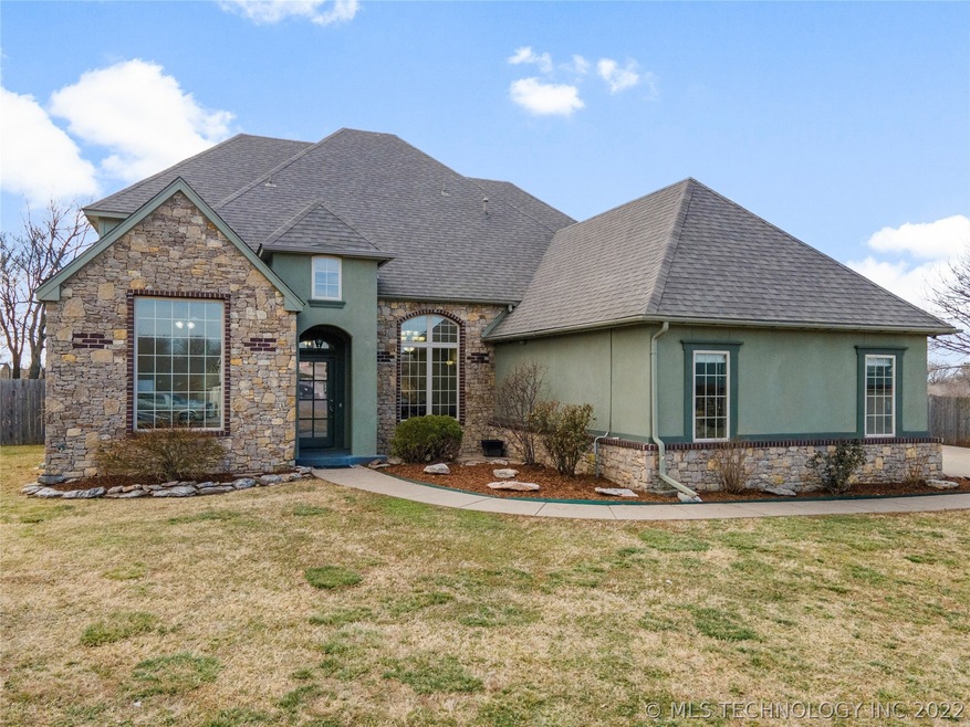 Enjoy the open spaces and privacy of Owasso Oklahoma, within 20 minutes of downtown Tulsa
