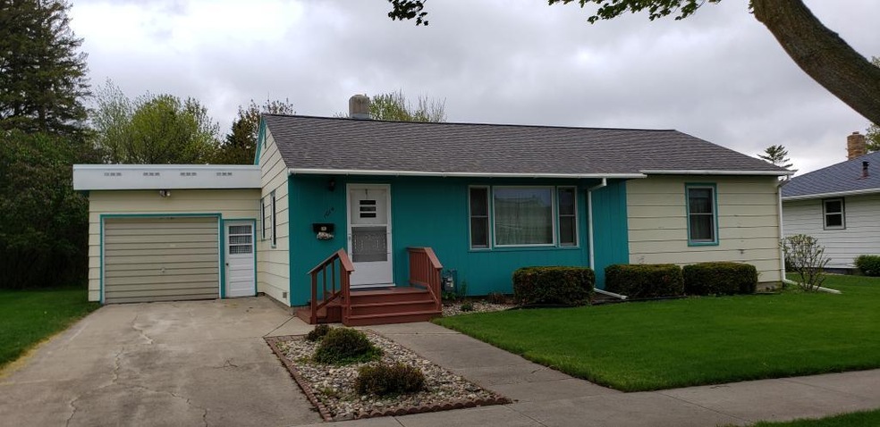 1014 5th Ave SW
