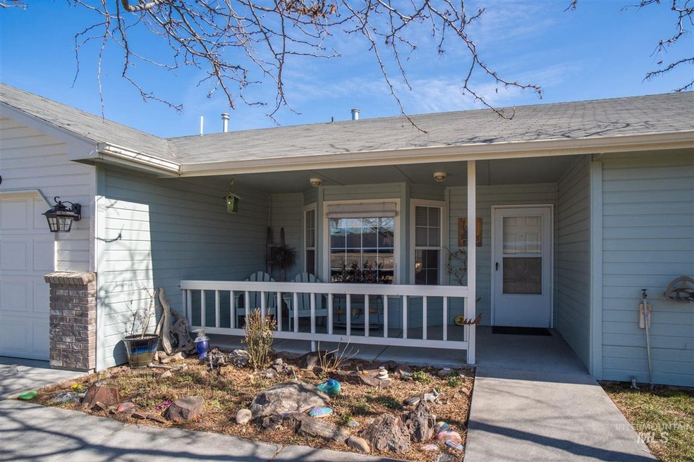 2720 Smart St, Nampa, ID 83686 - photo 1