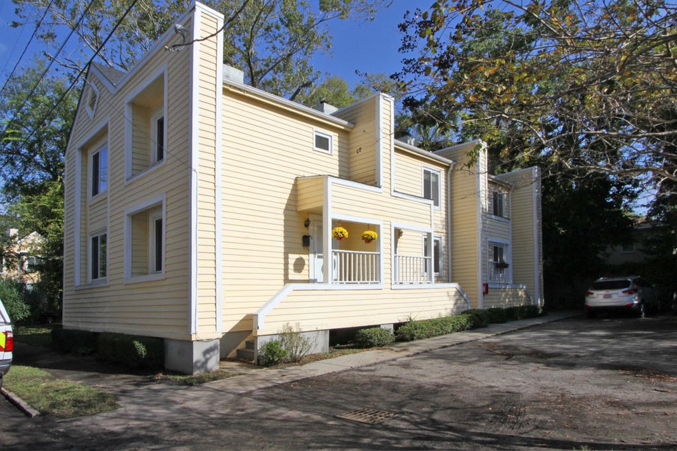 18 Ogier Street