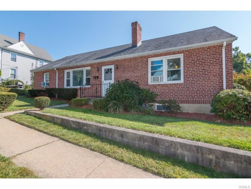 2 Maple St, Sleepy Hollow, NY 10591 - photo 1