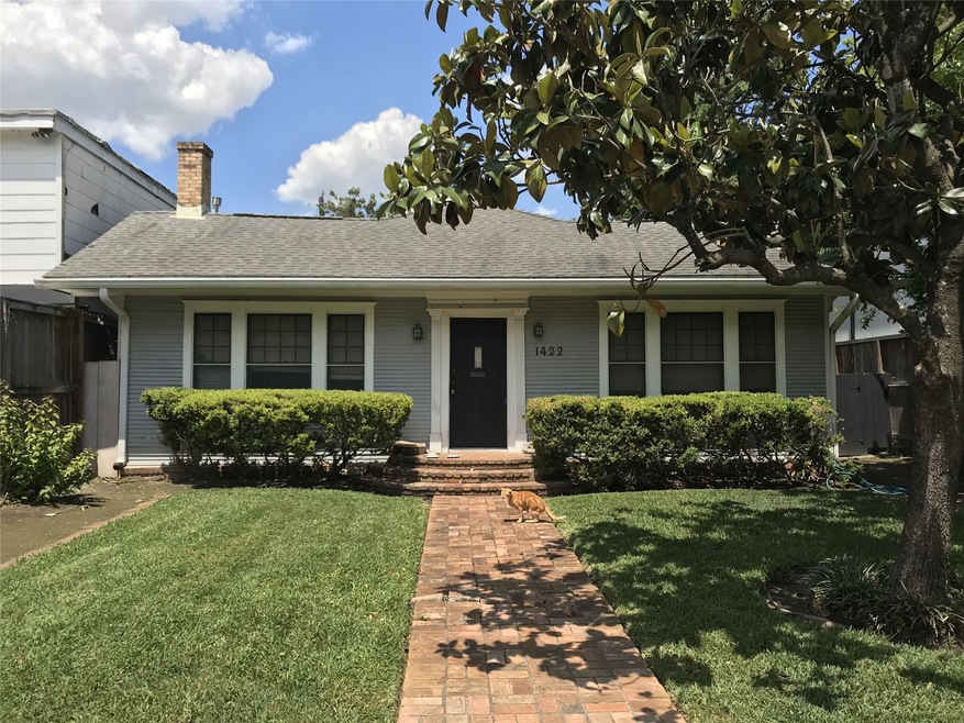 1422 Marshall St, Houston, TX 77006 - photo 1