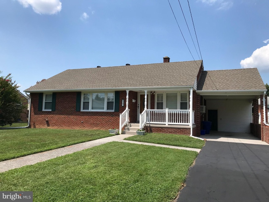 501 W 14th St, Front Royal, VA 22630 - photo 1