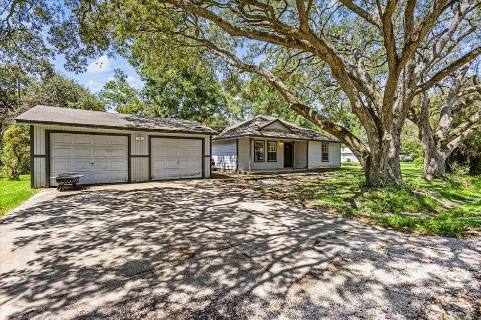 For Rent $1,595/month