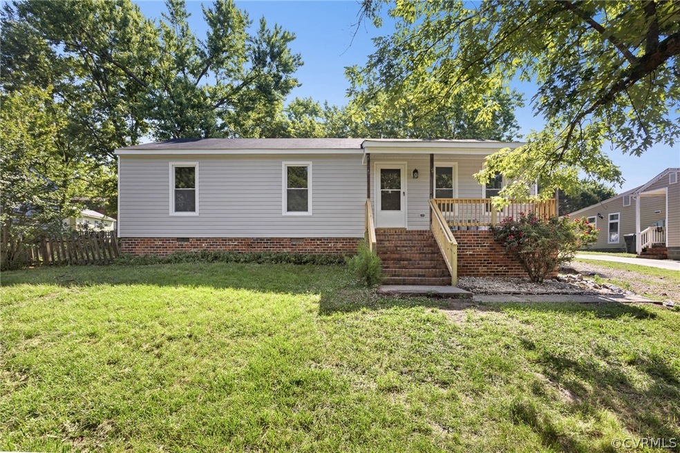 8813 Rainwater Rd, North Chesterfield, VA 23237 - photo 1