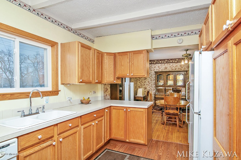 1361 Leonard St NE, Grand Rapids, MI 49505 - photo 1