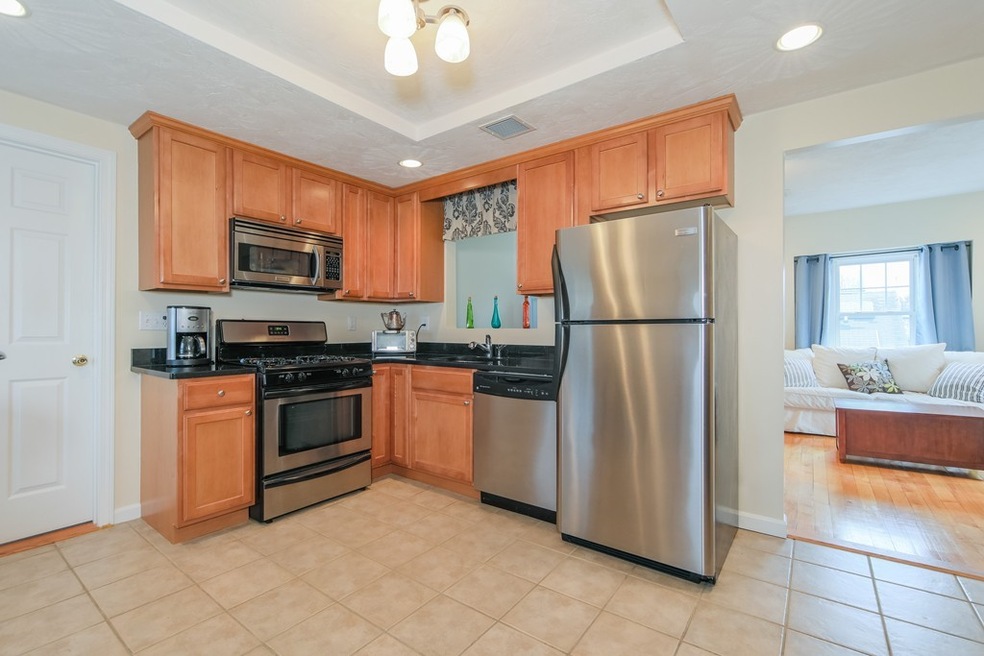 85 Albano St unit 3, Roslindale, MA 02131 - photo 1