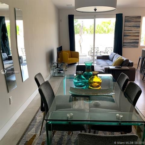 7146 NW 103rd Path unit 7146, Doral, FL 33178 - photo 1