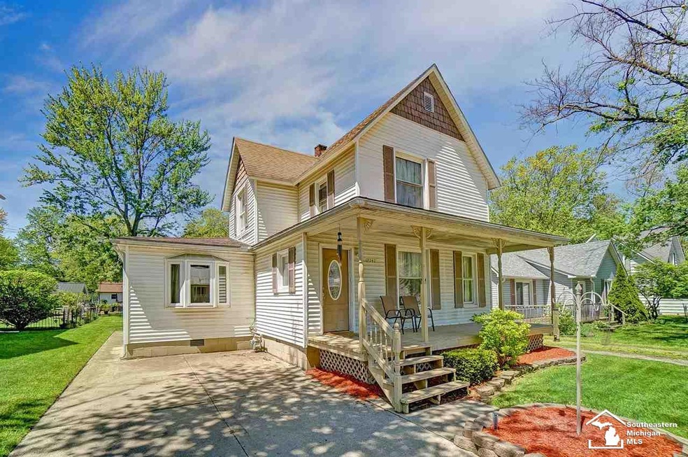 12747 Matthews St, Carleton, MI 48117 - photo 1