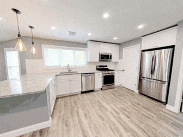 981 Hancock St unit 2, Quincy, MA 02170 - photo 1