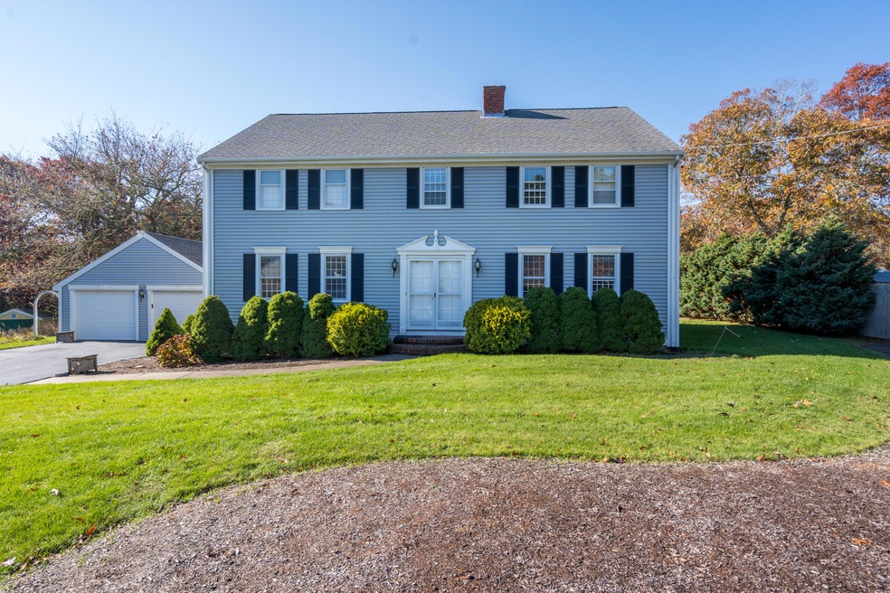 31 Legend Dr, South Yarmouth, MA 02664 - photo 1