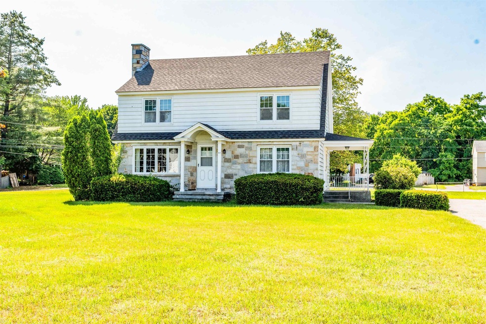 77 Caldwell Rd unit 35, Nashua, NH 03060 - photo 1