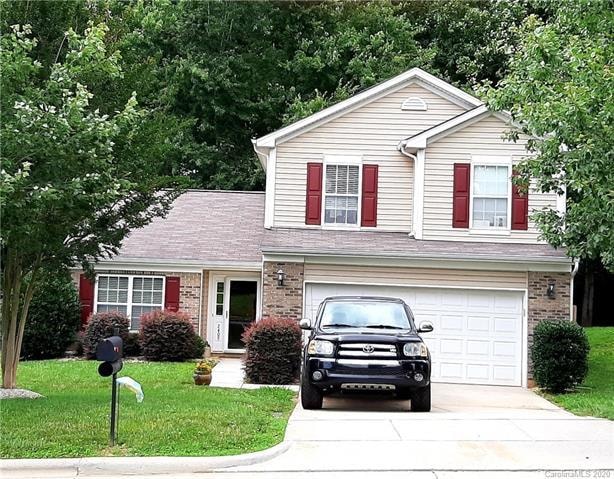 2409 Marthas Ridge Dr, Statesville, NC 28625 - photo 1