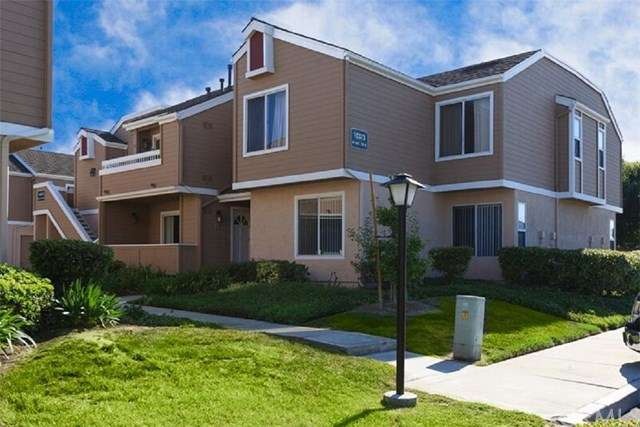 Beautiful ground level condo in quiet, green area