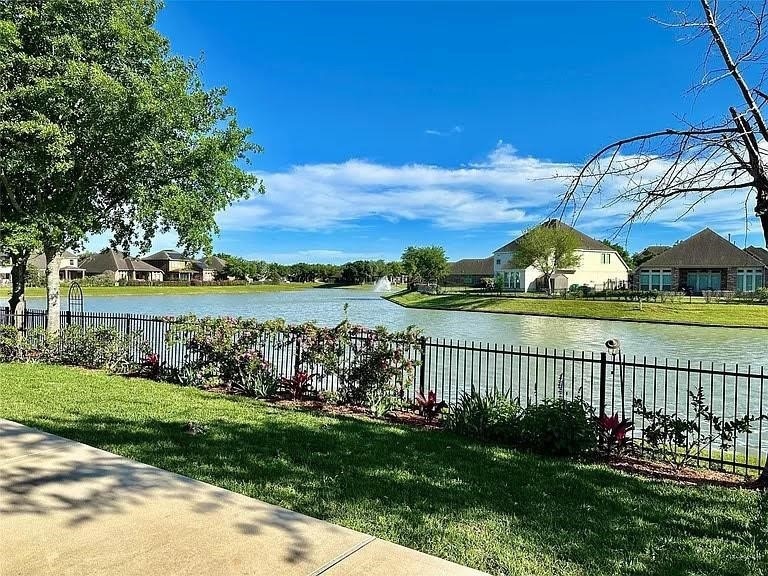 3122 Vincent Crossing Dr, Spring, TX 77386 - photo 1