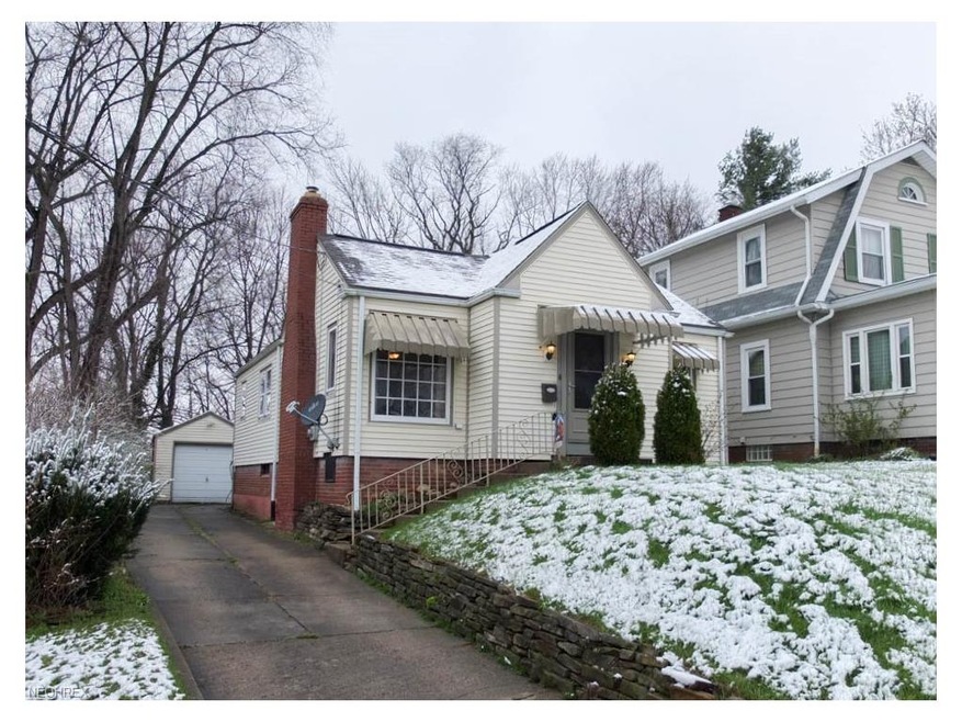 Beautiful 2 bedroom, 1 full bath ranch with a full