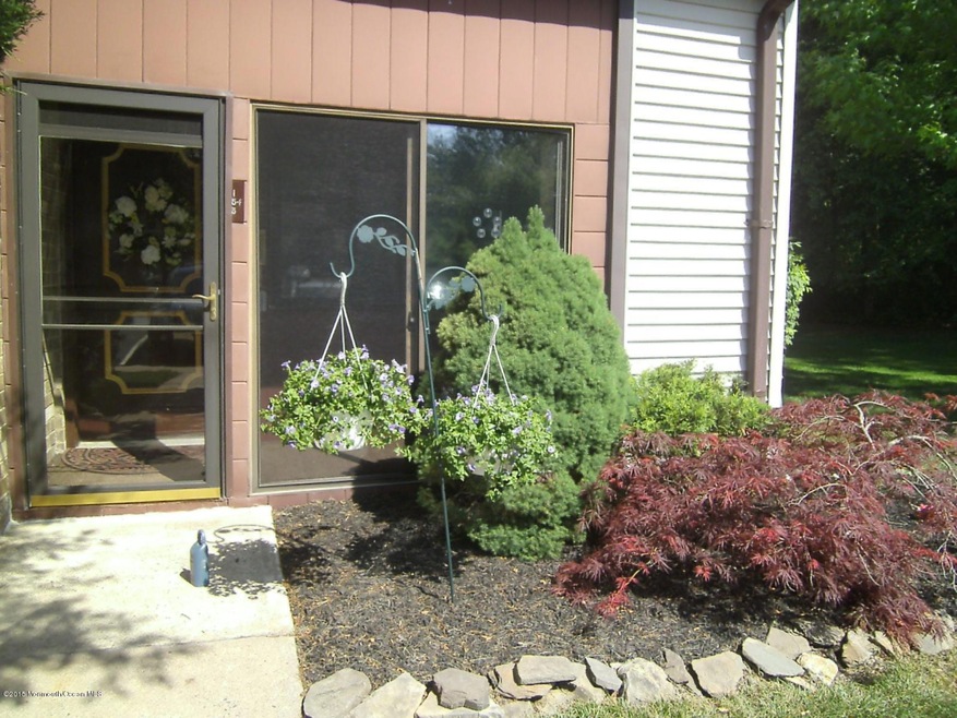 153 Cross Slope Ct unit F, Manalapan, NJ 07726 - photo 1