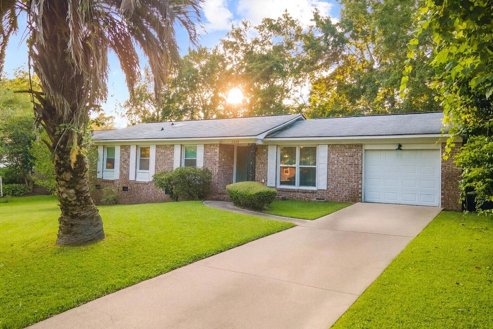 1242 Springhill Rd, Hanahan, SC 29410 - photo 1