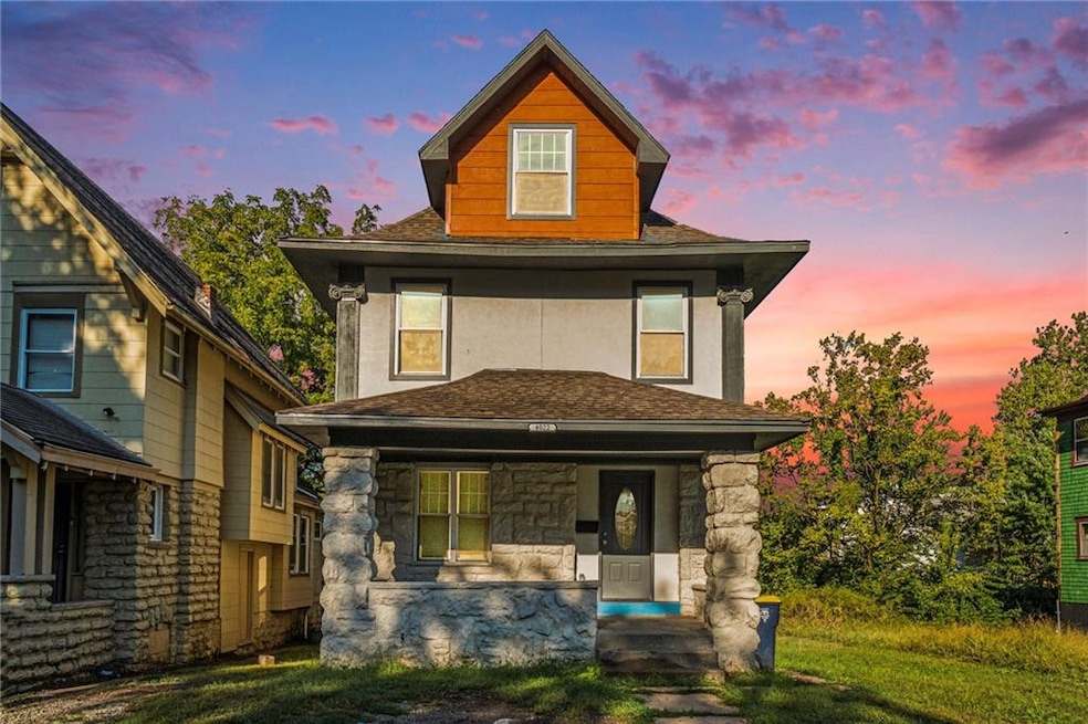 For Sale $225,000 • Co-Listing Agent